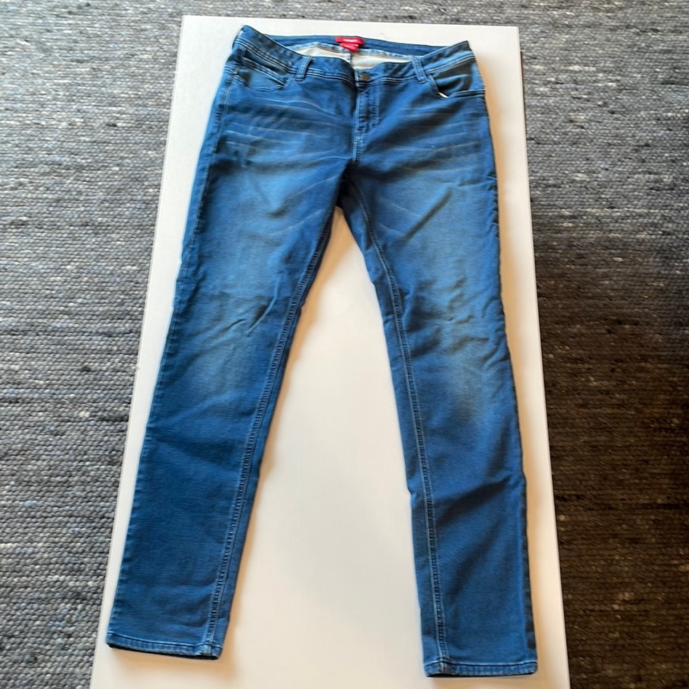 Blue jeans, size 14 Mangunn